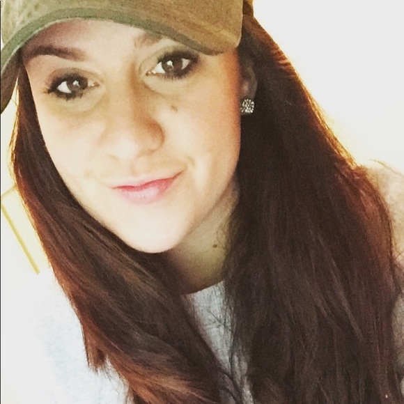 Hello, Gorgeous! ❤️ - Picture 2 of 4